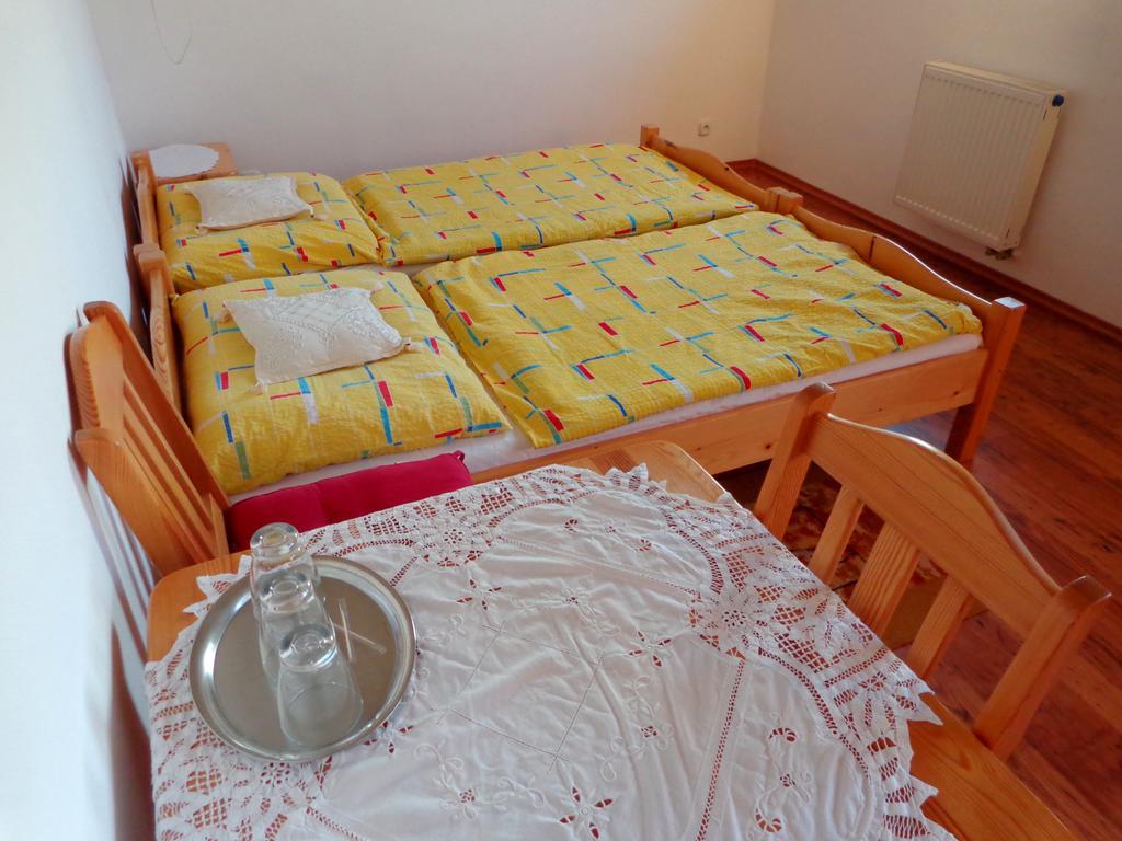Penzion Gardos Kezmarok Bagian luar foto