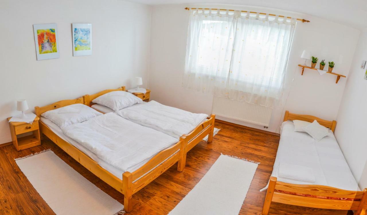 Penzion Gardos Kezmarok Bagian luar foto